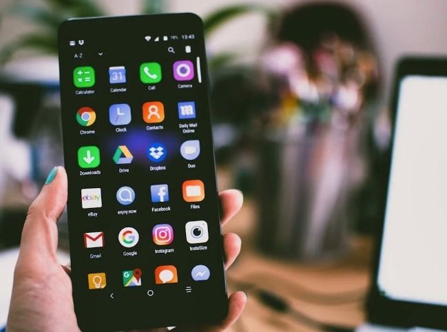 Jasa Pembuatan Aplikasi Android & iOS Profesional